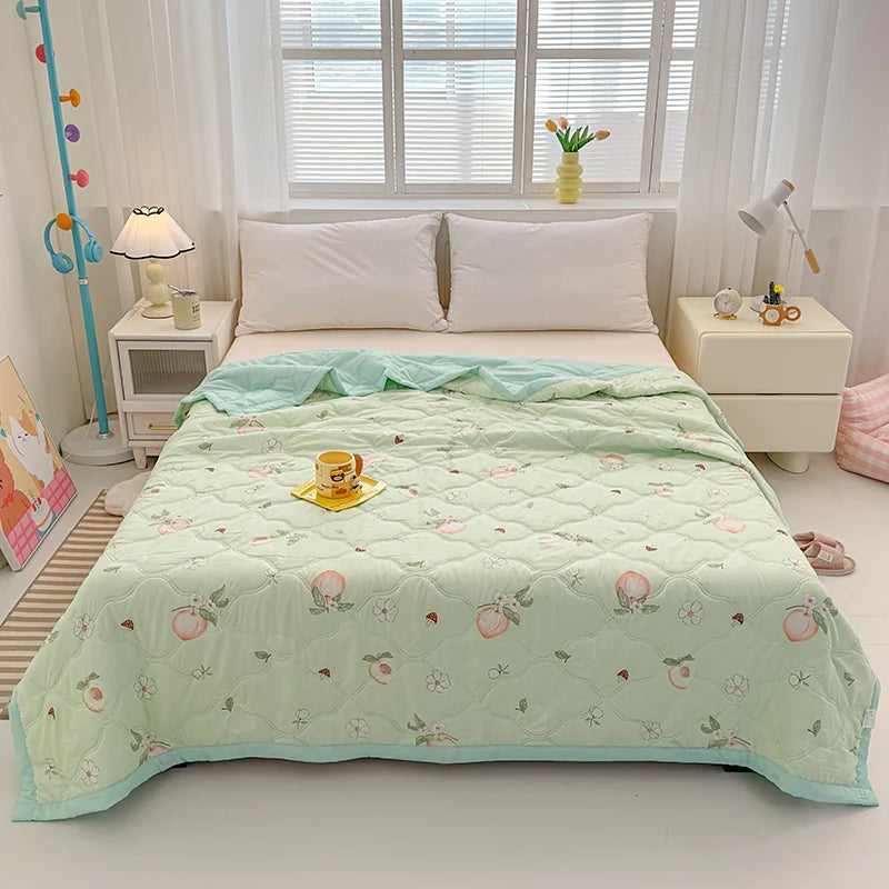 Breathable Summer Quilt - Lightweight Air Conditioned Blanket