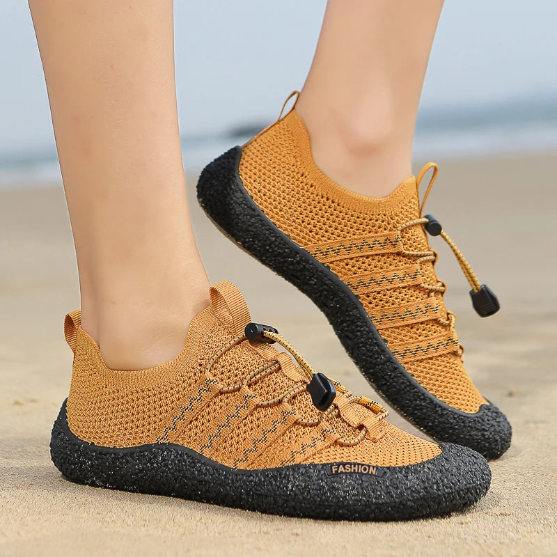 Couples Barefoot Hiking Shoes Lightweight Breathable Quick-Dry Beach Shoes Suitable for Fitness Outdoor Sports And Swimming