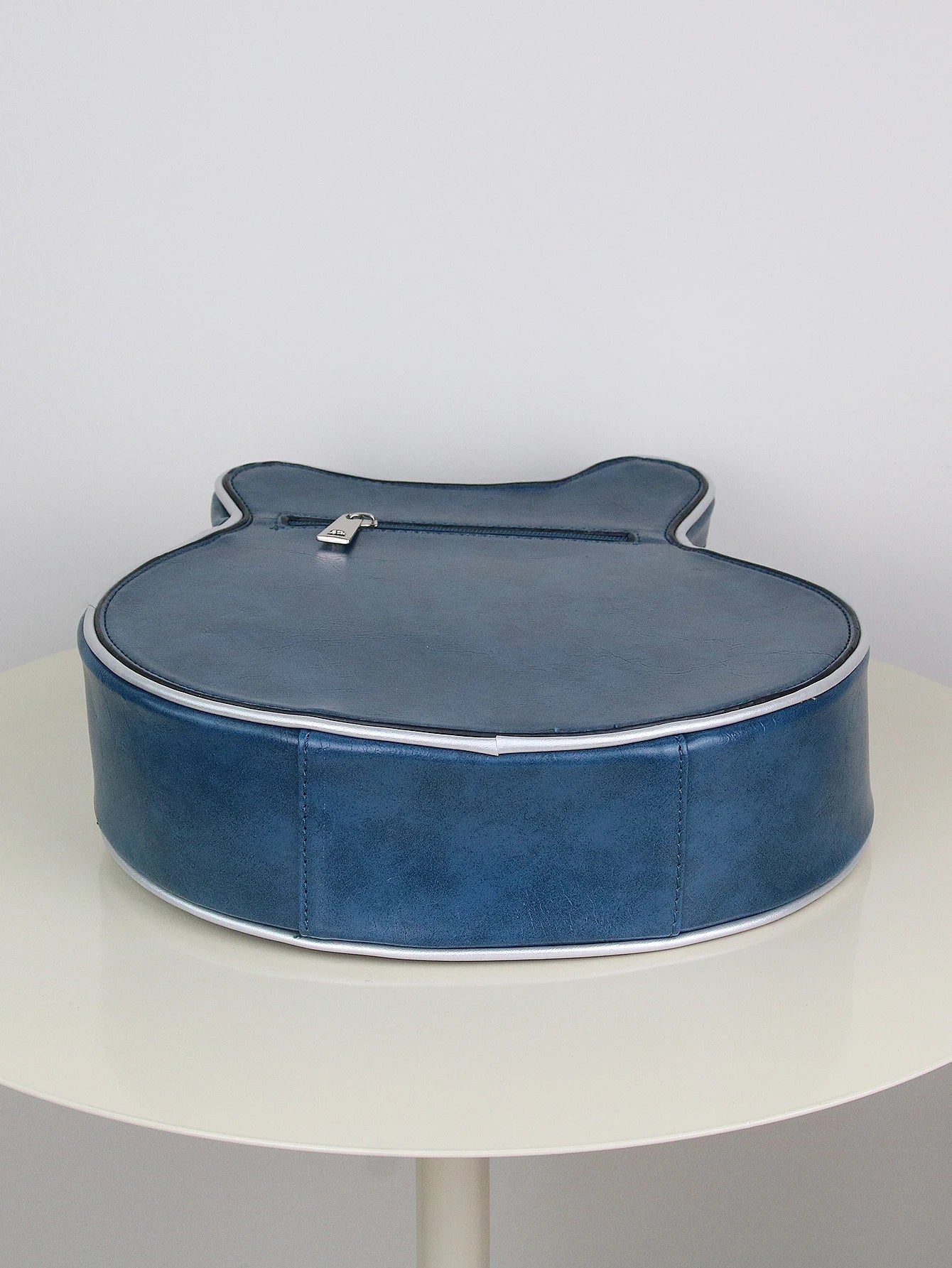 Creative Retro Guitar Shape Bag | Stylish Messenger Shoulder Bag