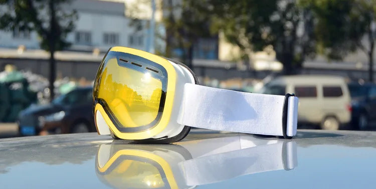 Premium Ski Goggles with Anti-Fog & UV400 Protection