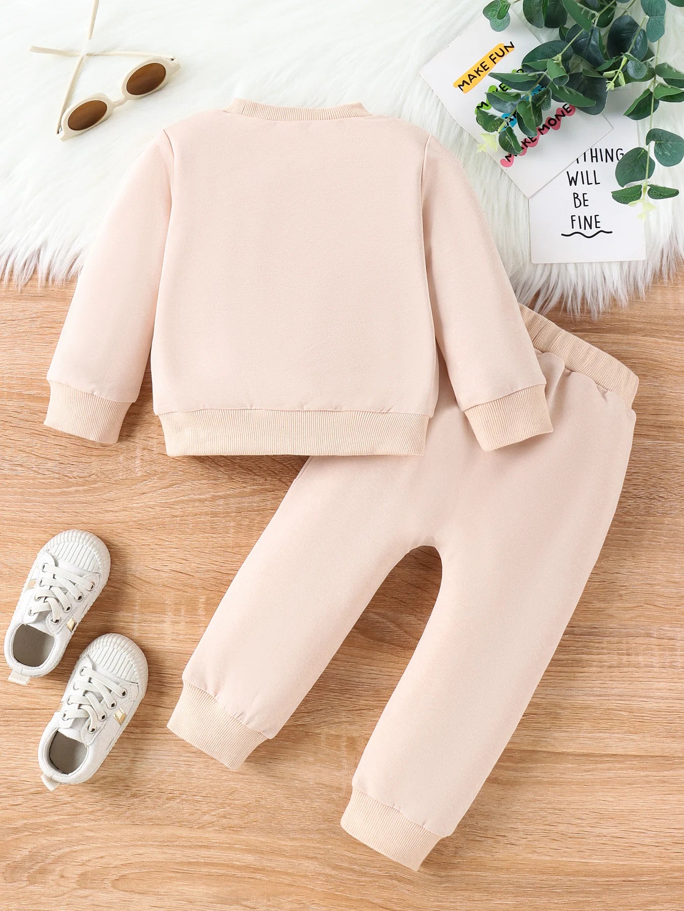 Toddler Girl Letter Print Tracksuit Set | Cute & Comfy Baby Outfit