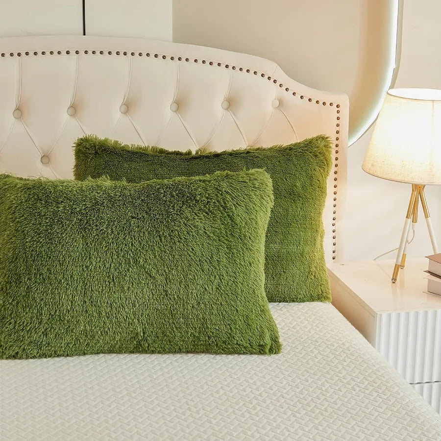 Luxurious Green Fuzzy Duvet Cover Set | Cozy 3-Piece Bedding
