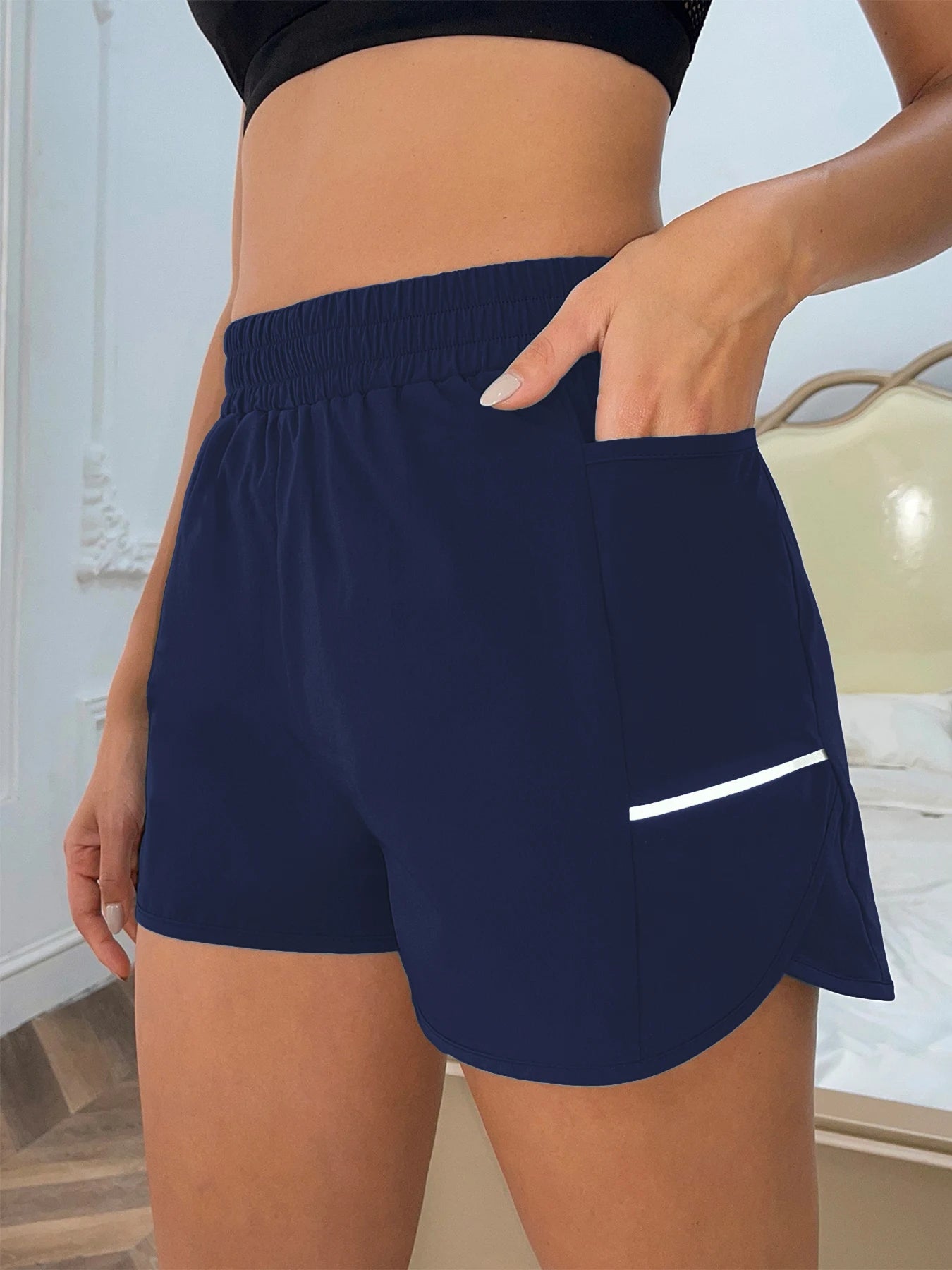 Women's Casual Sports Shorts with Mobile Pocket & Reflective Strips