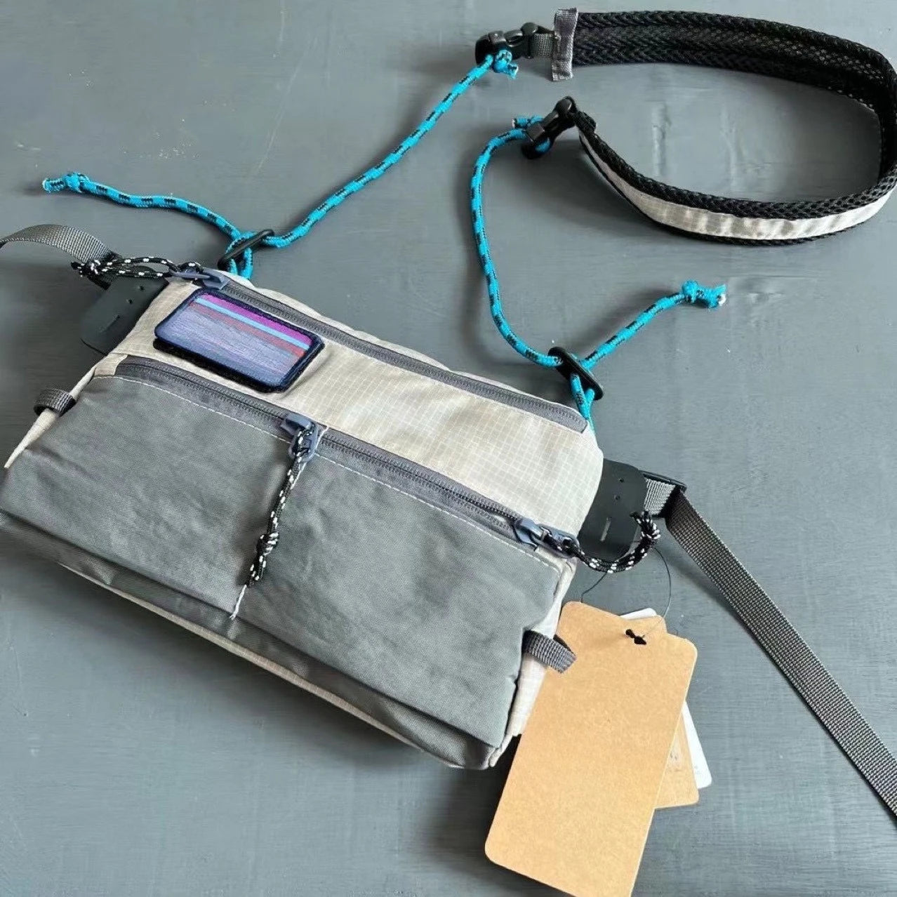 New Bata men's and women's sports envelope bag, fishing bag, versatile shoulder bag, workwear, mobile phone, small shoulder bag