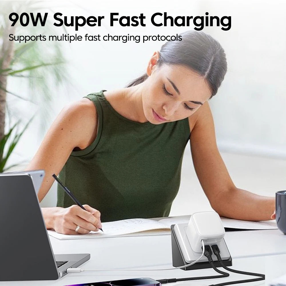 USB Type C Phone Charger with Retractable Cable for Fast Charging