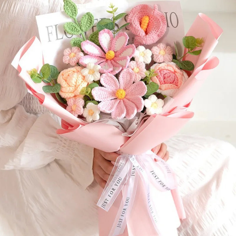 Ramo de Flores de Ganchillo de Hilo Hecho a Mano | Decoración Floral Eterna