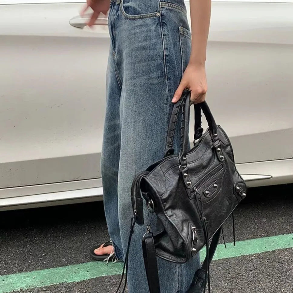 Trendy Women's City Tote Bag | Classic Y2K Street Fashion