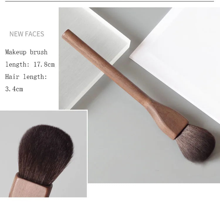 Large Retro Wood Powder Brush | Luxurious Honey Makeup Brush