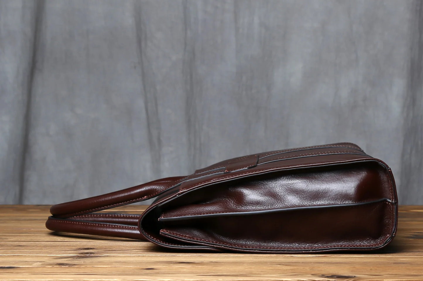 Vintage Genuine Leather Men's Briefcase for 14 Inch Laptops