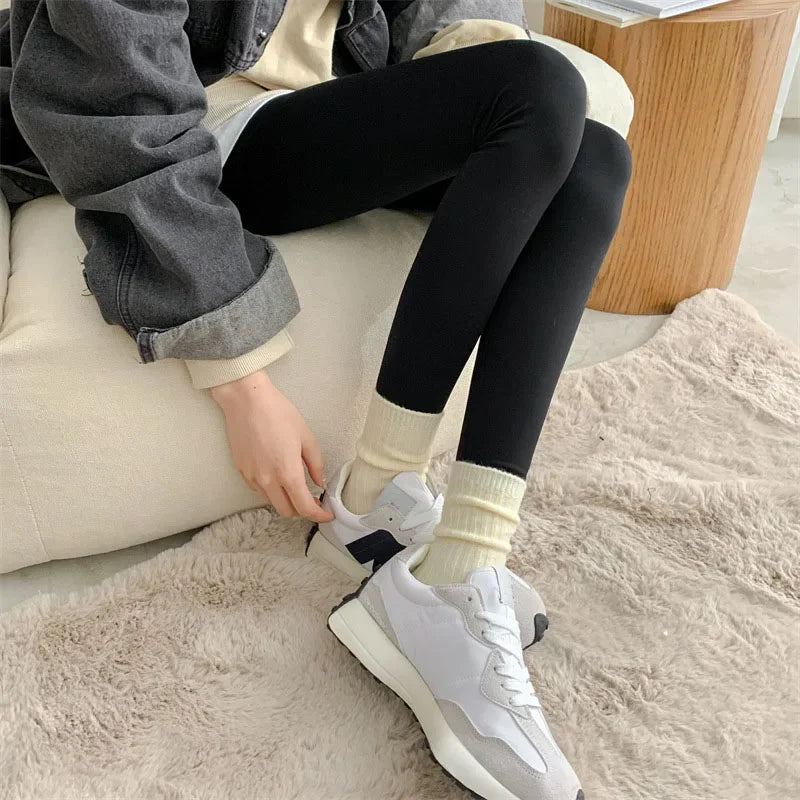 Cozy Thermal Crew Socks for Women | Luxurious Cashmere & Wool