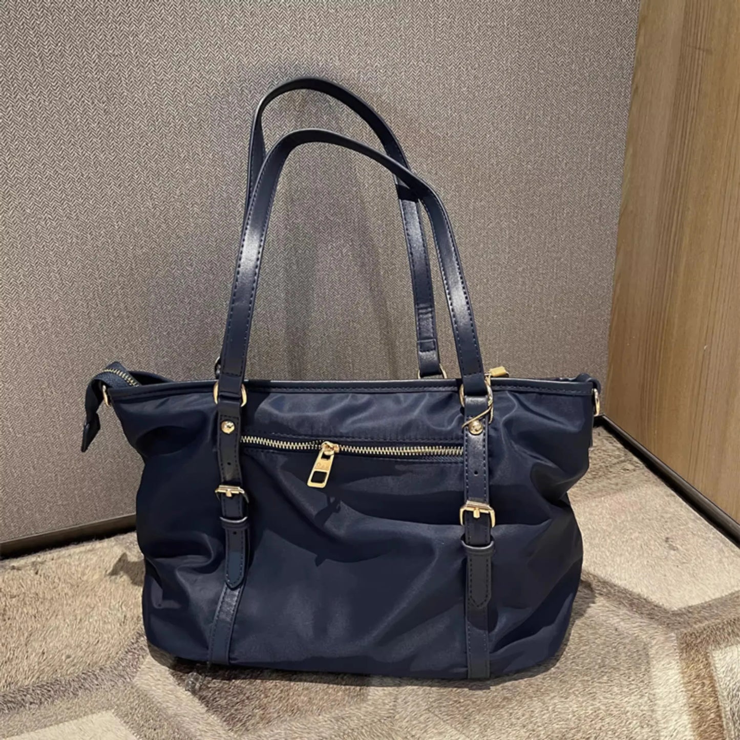 Lightweight Nylon Shoulder Bag | Spacious Commuting Tote for Women