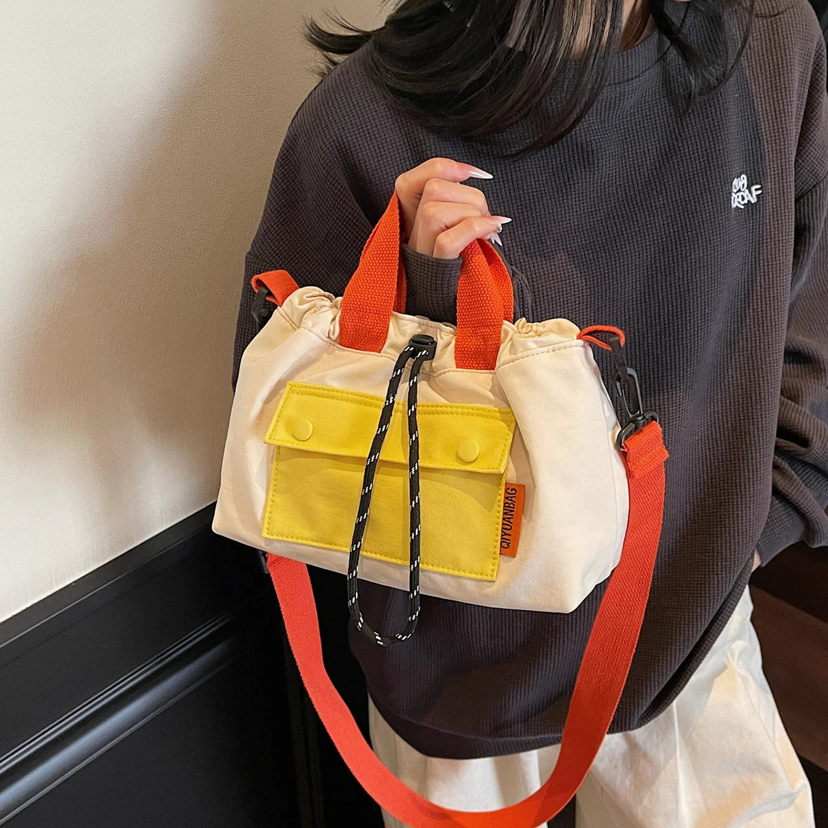The New Unisex Messenger Bag, Outdoor Functional Shoulder Bag, Commuter Shoulder Bag, Storage Bag, Women's Contrast Backpack