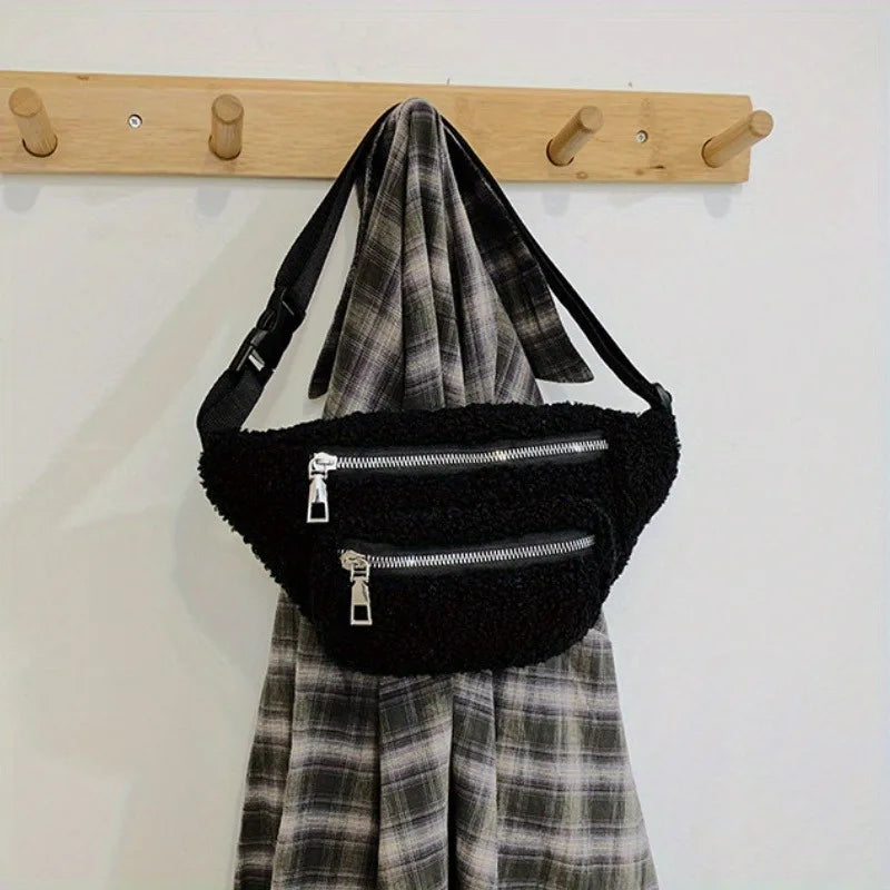 Riñonera de Pana de Peluche Elegante | Bolso Bandolera Versátil