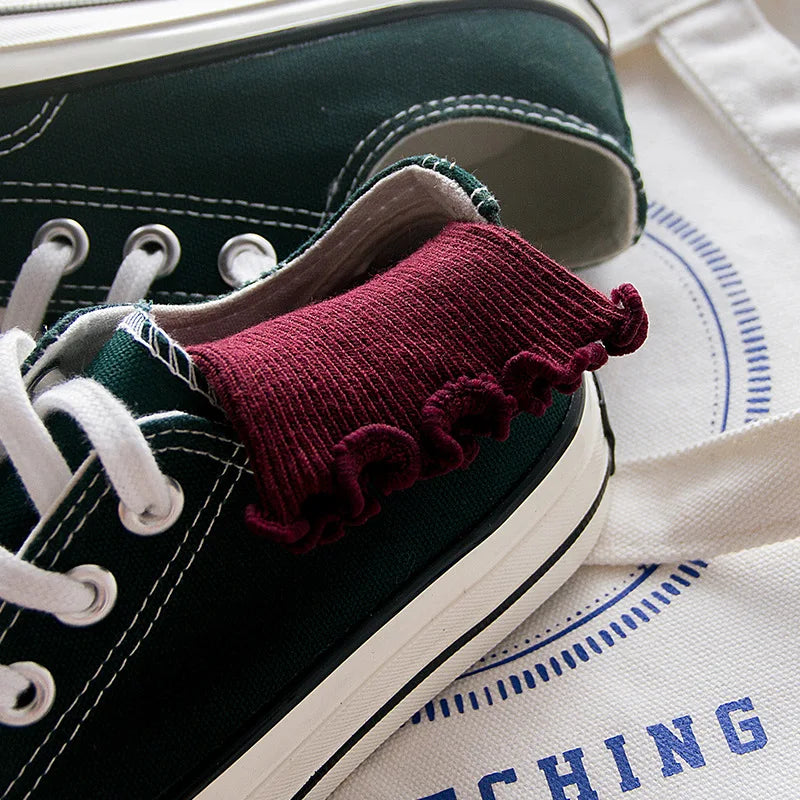 5 Pairs Women's Ruffled Ankle Socks | Stylish and Breathable