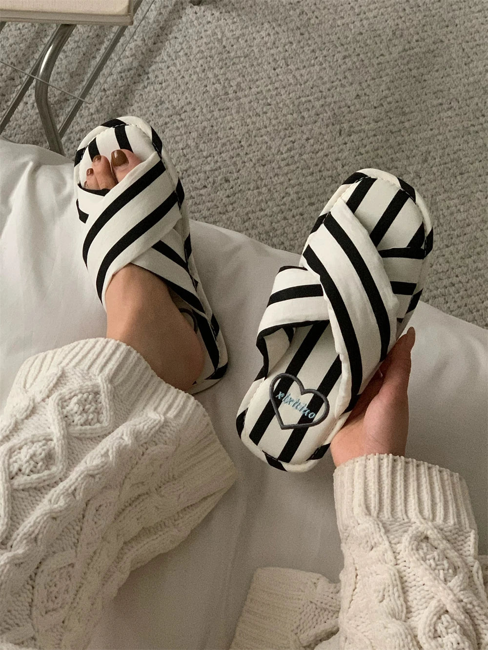 Comfortable Women's Flat Silent Slippers | All-Season Indoor Slides