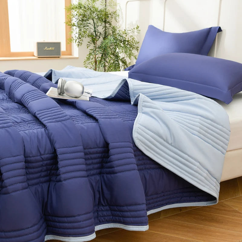 Lightweight Quilted Summer Blanket | Soft and Breathable Comforter