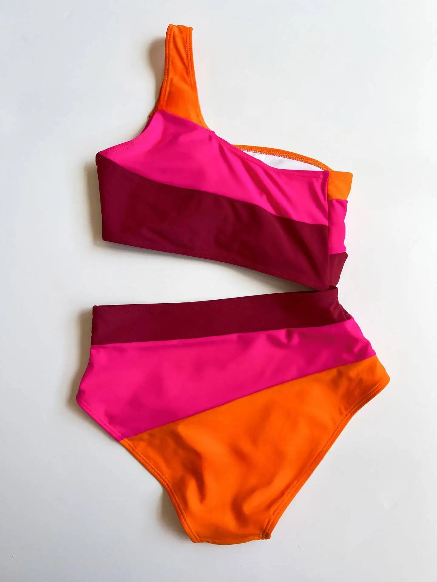 Women's Colorblock One-Piece Swimsuit | Stylish Summer Beachwear