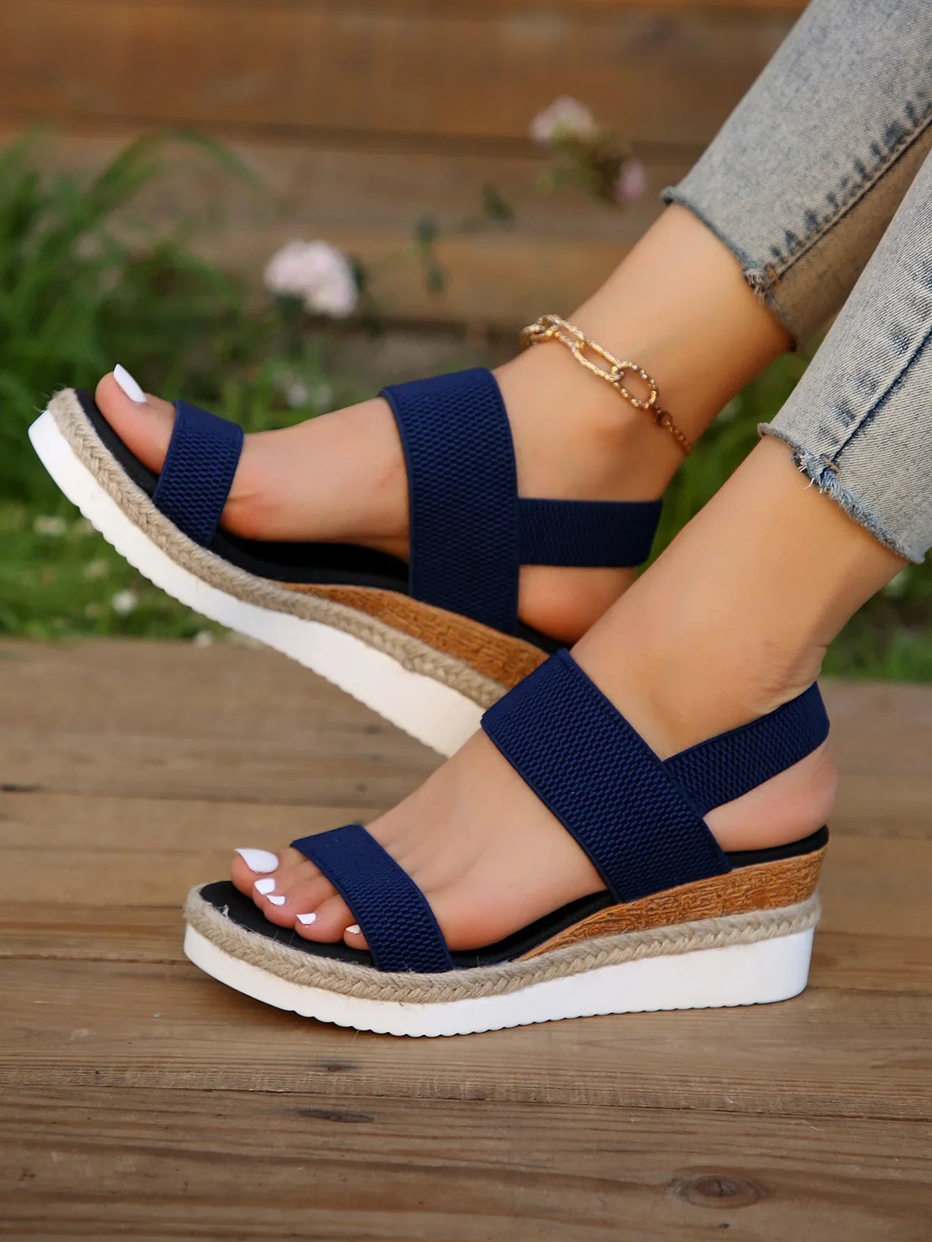 Stylish Women's Wedge Heeled Platform Sandals for Summer Comfort
