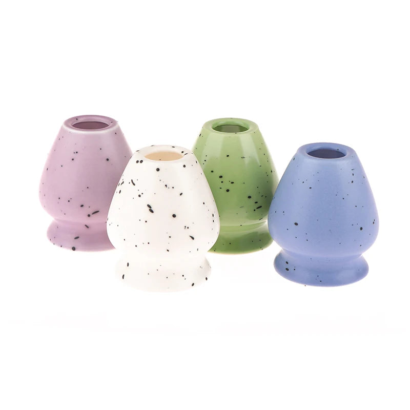 Soporte de cerámica hecho a mano para batidor de matcha | Elegante accesorio para el té