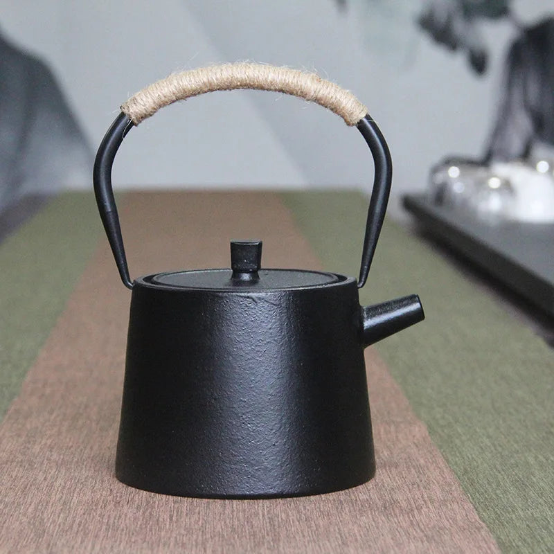 Large Capacity Japanese Cast Iron Teapot | Perfect for Home & Outdoors
