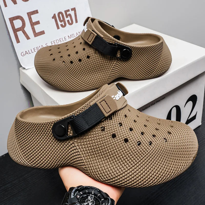 Summer new 3D grid pattern hollow breathable toe hole shoes for couples with thick soles and a poop like beach feel