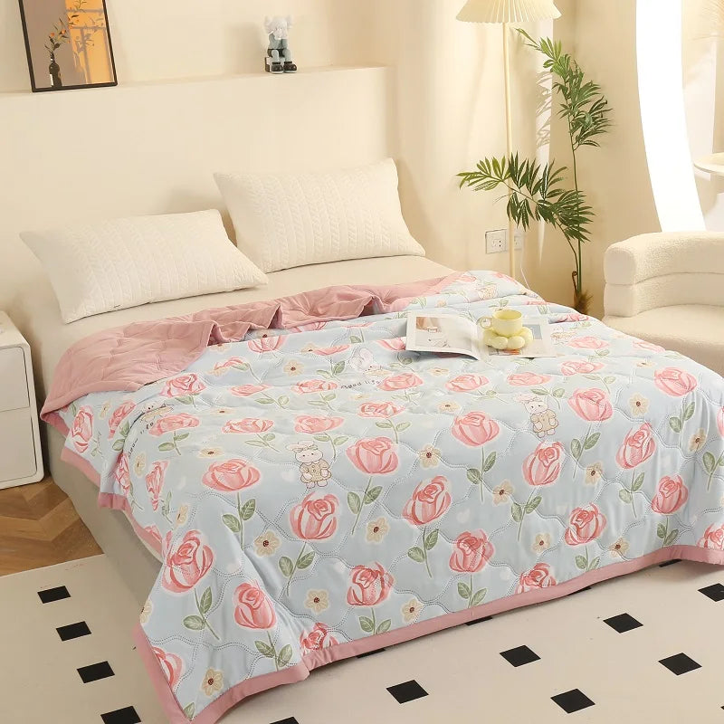 Breathable Summer Quilt - Lightweight Air Conditioned Blanket
