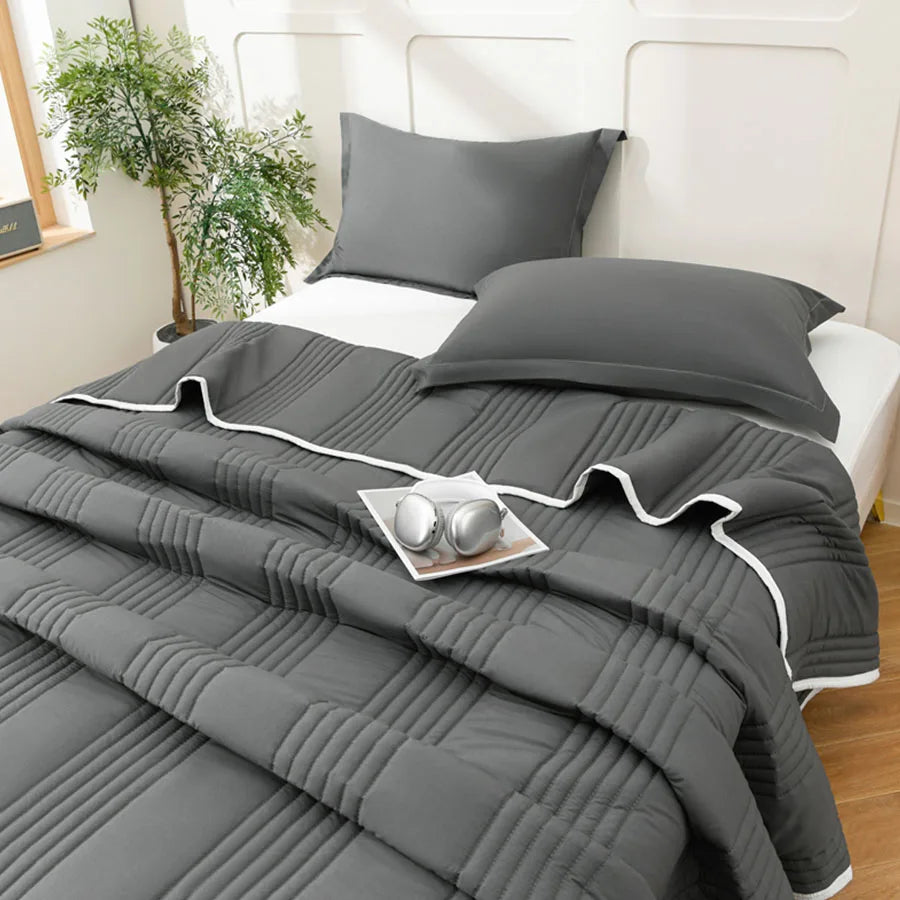 High-Quality Cool Air Blanket | Soft & Breathable Summer Quilt
