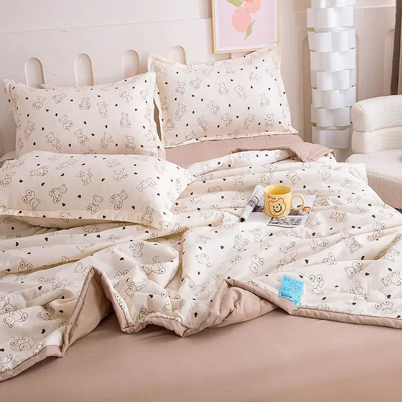 Comfortable Summer Cool Quilt Set | Lightweight Breathable Comforter