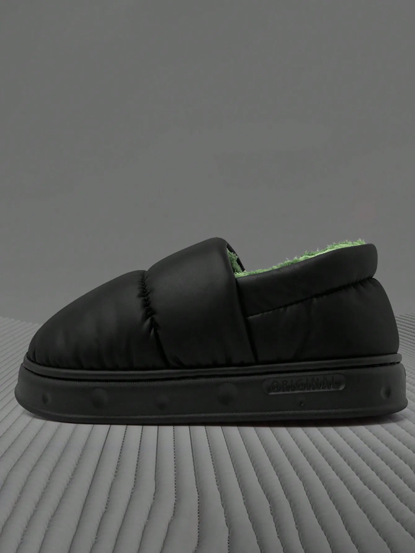 Men's Warm Plush Fleece Slippers | Cozy Non-Slip Winter Footwear