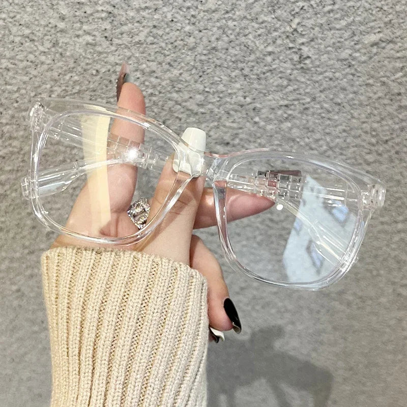 Women’s Fashion Anti-Blue Light Glasses | Stylish Eye Protection