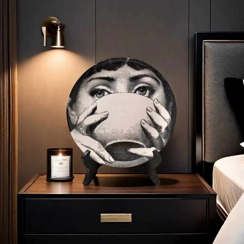 Elegant 8-Inch Retro Ceramic Decorative Plate | Modern Home Decor