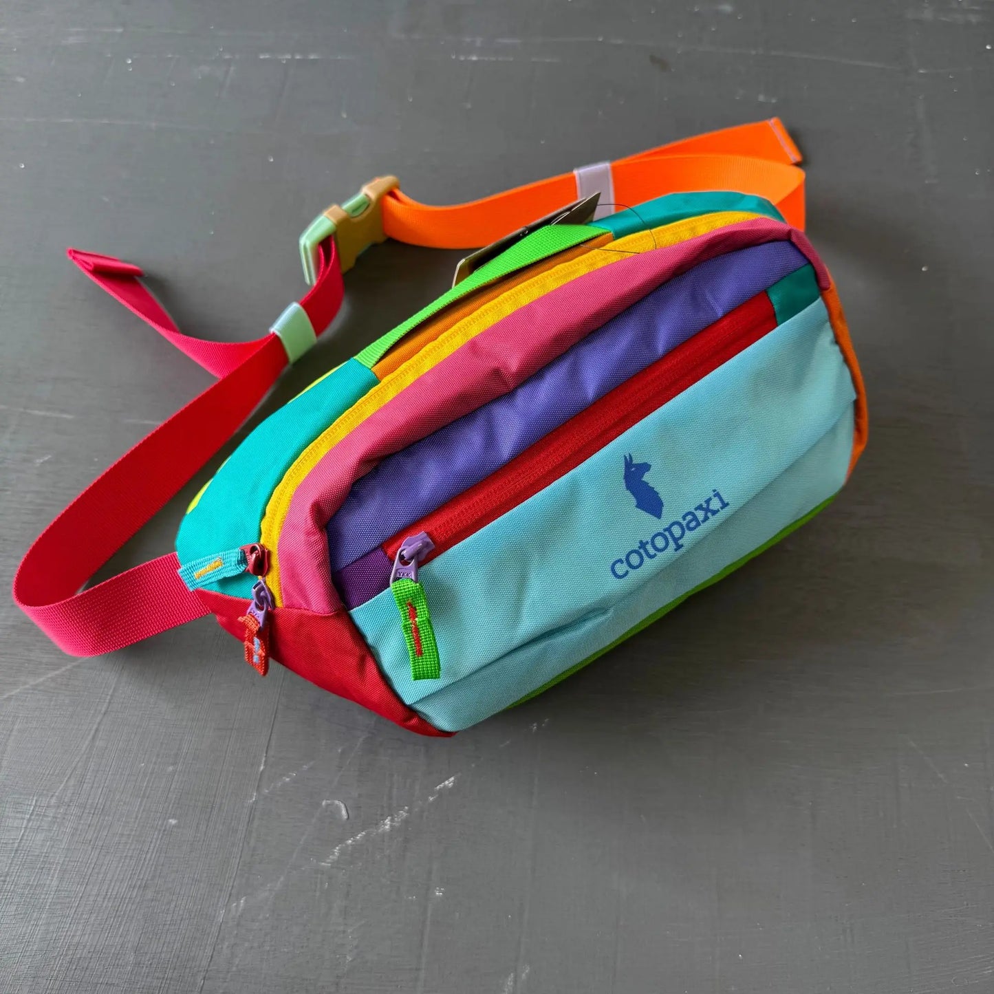 Unisex Outdoor Sports Chest Bag | Versatile and Stylish Crossbody Bag