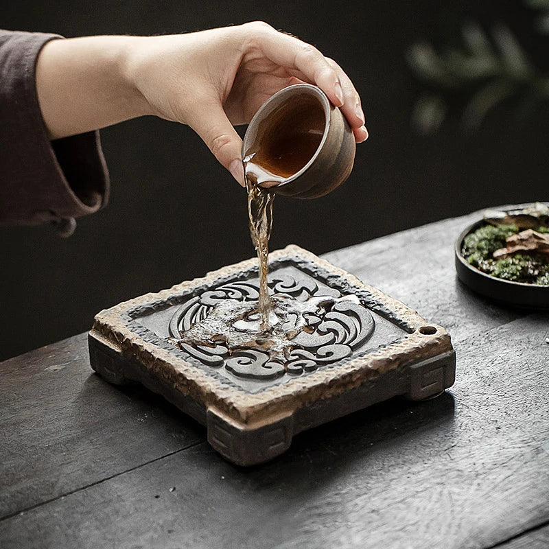 Elegante Bandeja de Té Retro Japonesa de Cerámica Dorada | Sofisticado Accesorio para Té