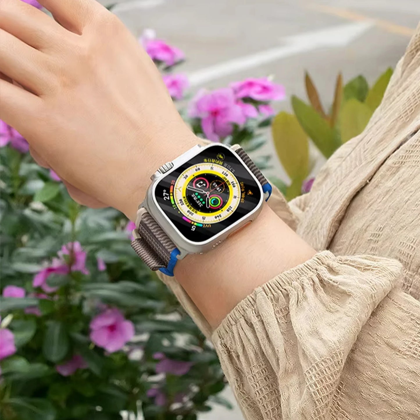High-Quality Nylon Strap for Smartwatches | Natural Titanium Finish