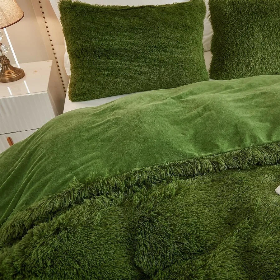 King Size Luxury Green Fuzzy Duvet Cover Set | Ultra-Soft Bedding