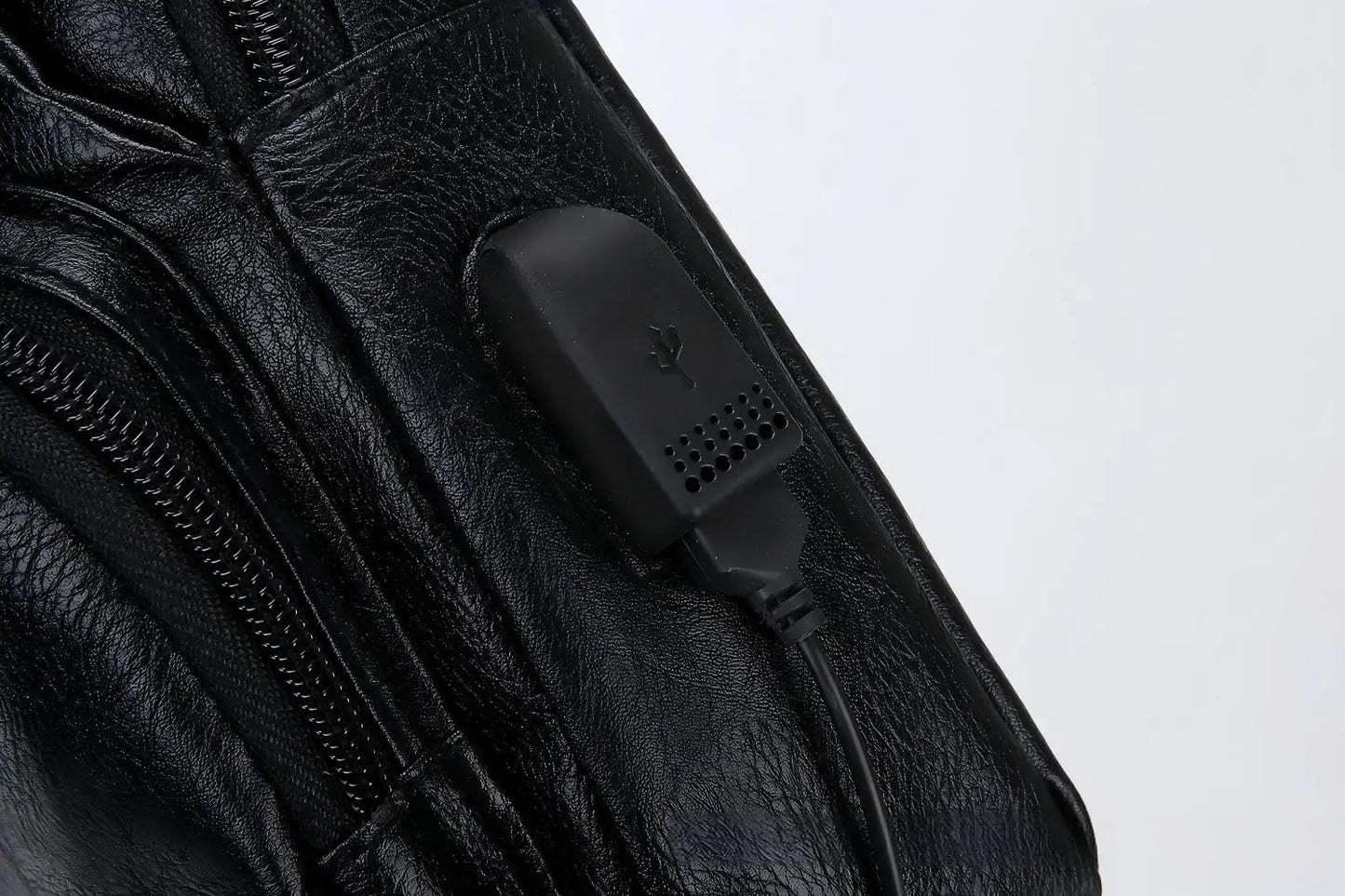 Fashionable Casual PU Crossbody Bag with USB Charging Functionality