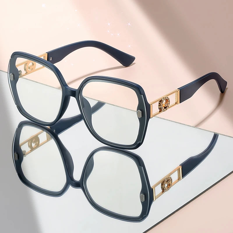 Stylish Large-Frame Flat Glasses | Chic Minimalist Eyewear