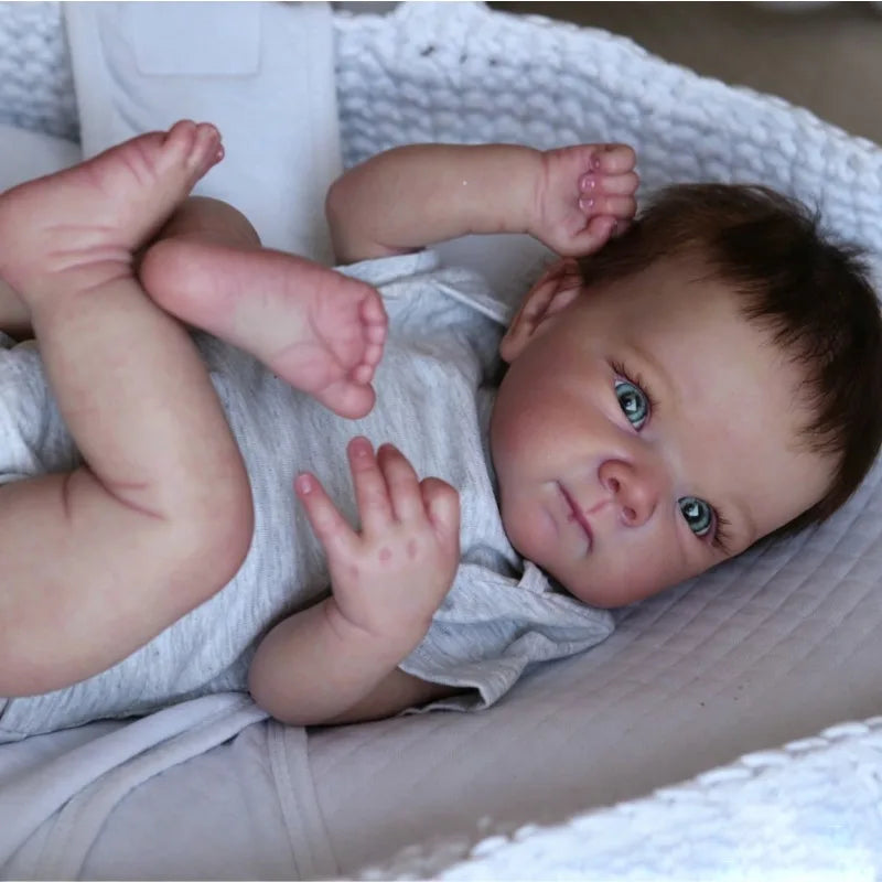 Lifelike 45cm Reborn Baby Doll - Perfect Gift for All Ages