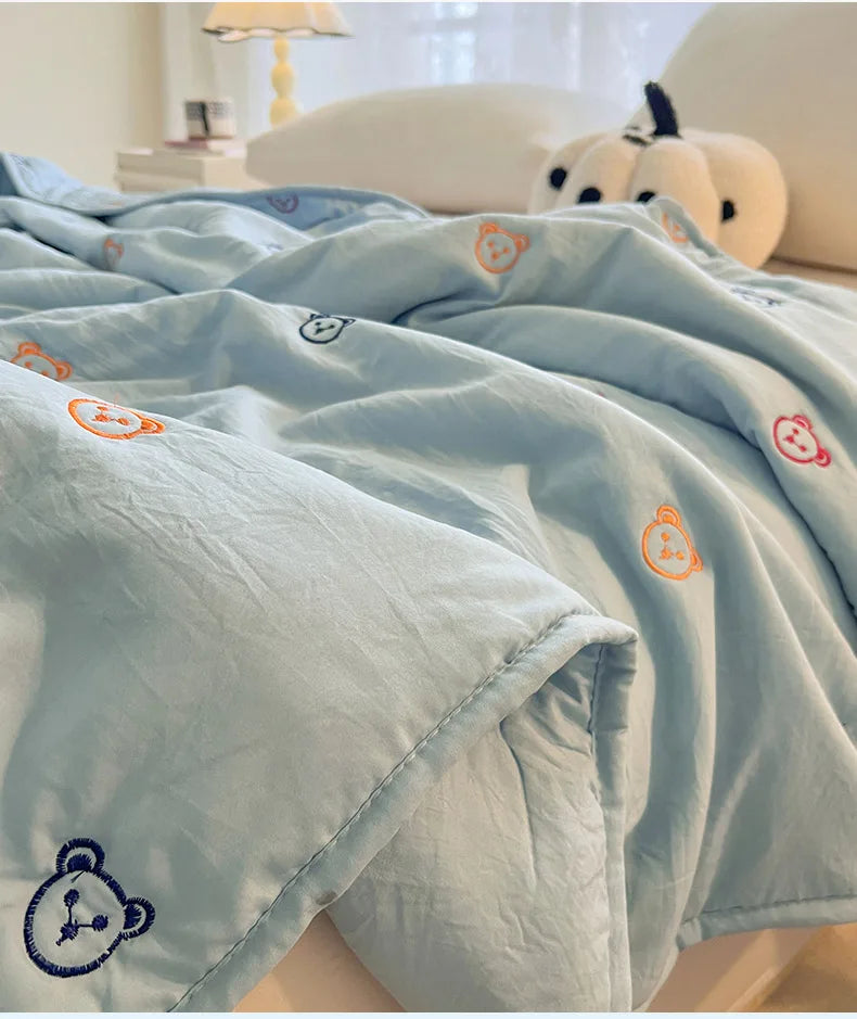 Breathable Summer Quilt | Soft Cotton Bedding for Ultimate Comfort