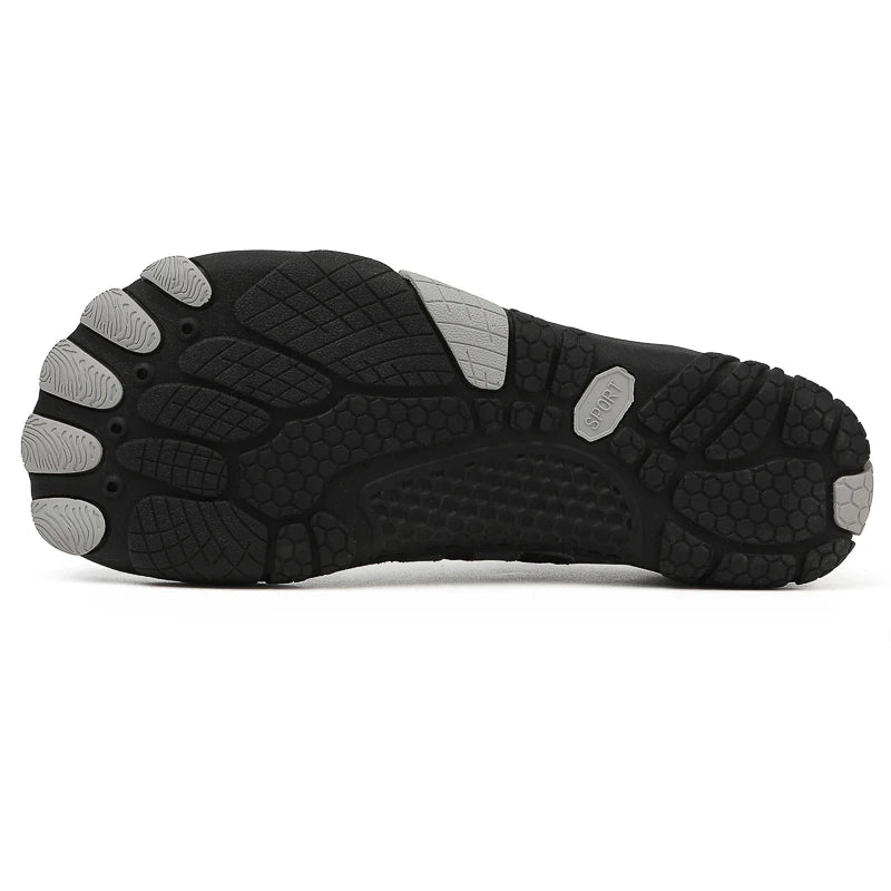 Unisex Swimming Water Shoes Men Barefoot Outdoor Beach Sandals Upstream Aqua Shoes Plus Size Nonslip River Sea Diving Sneakers