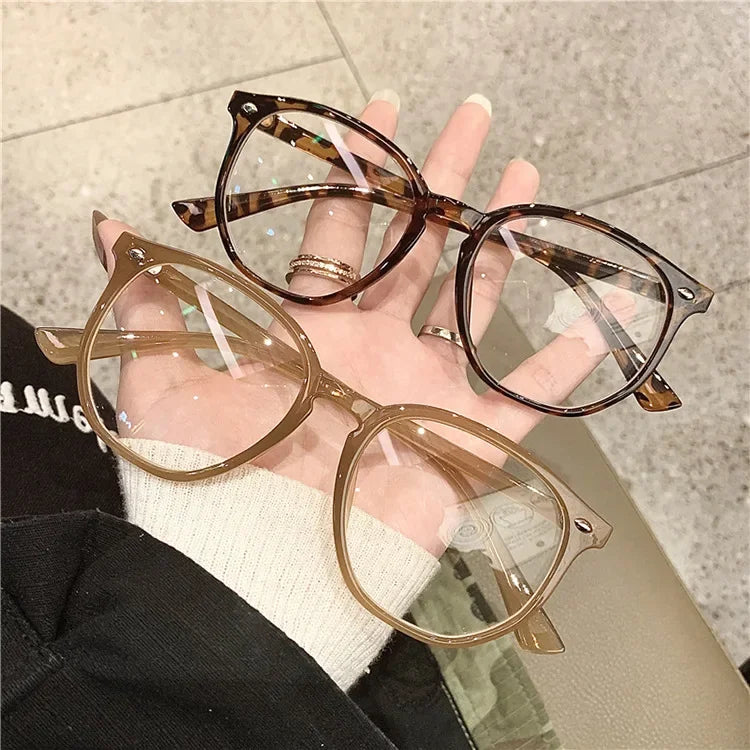 Retro Ultra Light Myopia Glasses | High-Definition Computer Frames