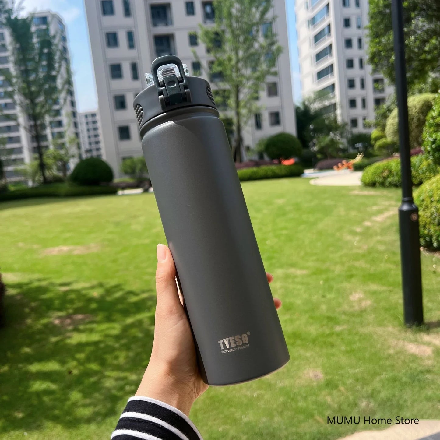 Stainless Steel Insulated Water Bottle with Straw - 600/750ML