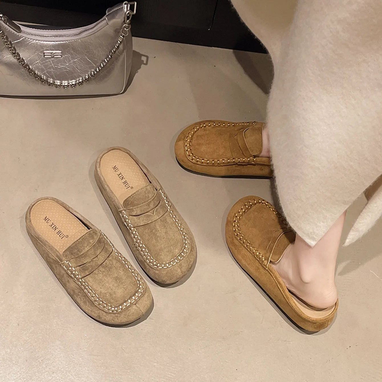 Women's Retro Anti-Slip Slippers | Cozy Flat-Bottomed Footwear