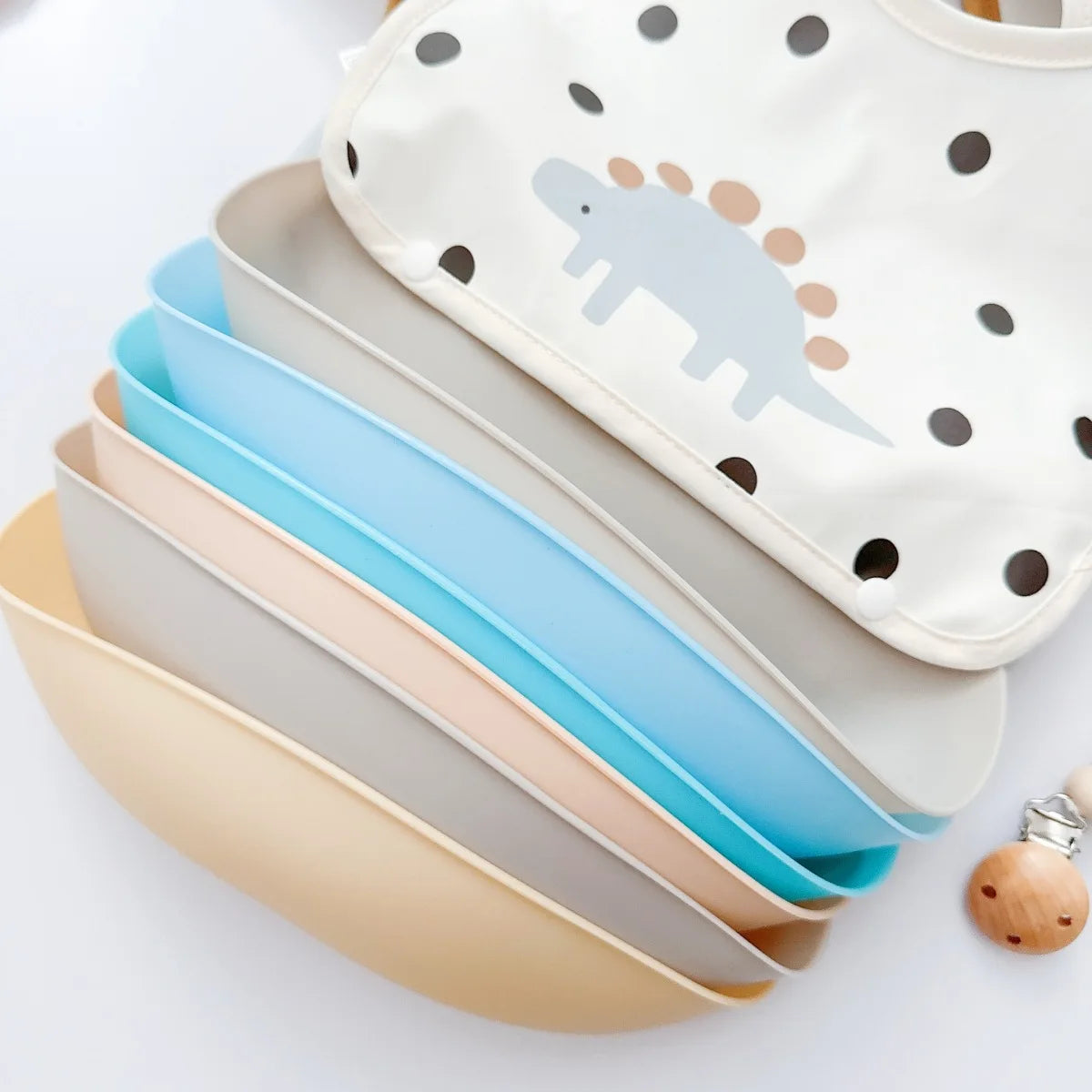 Children's Silicone Feeding Bib | Waterproof & Easy Clean Bibs