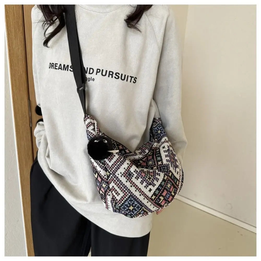 Fashionable Large-Capacity Canvas Shoulder Bag for Women