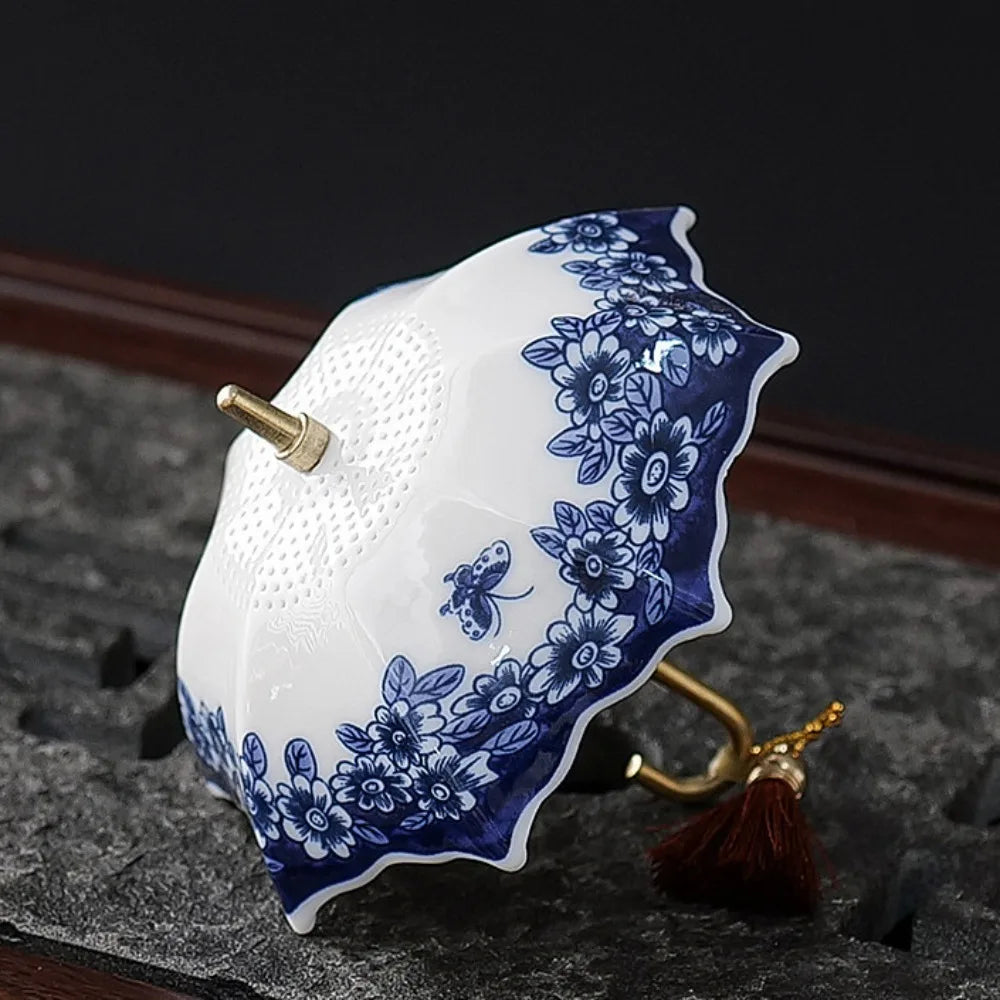 Traditional Ceramic Umbrella Tea Strainer | Elegant Tabletop Infuser