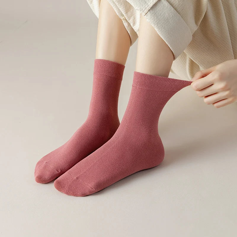 Calcetines de algodón de color liso para mujer | Comodidad suave y transpirable