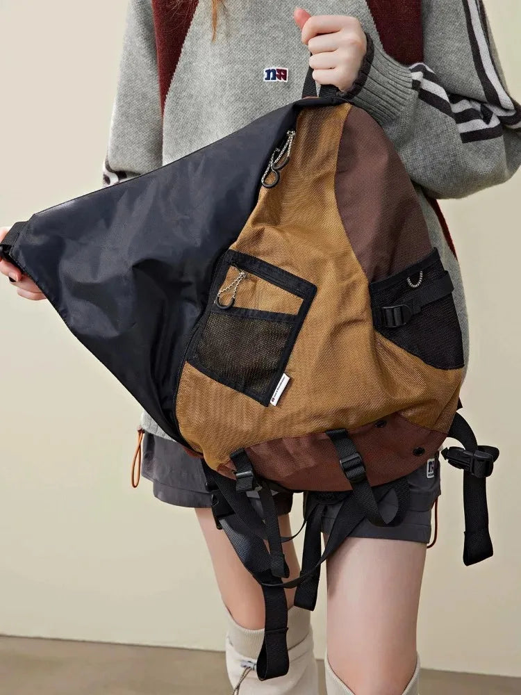 Trendy Portable Nylon Crossbody Bag for Travel & Sports