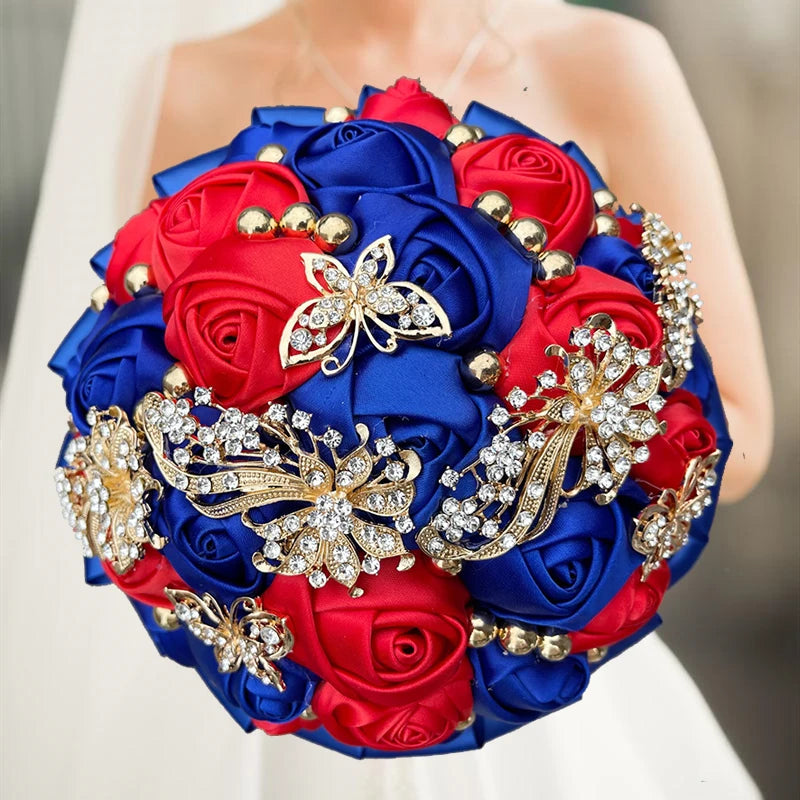 Impresionante ramo de boda azul marino para damas de honor | Elegante decoración floral