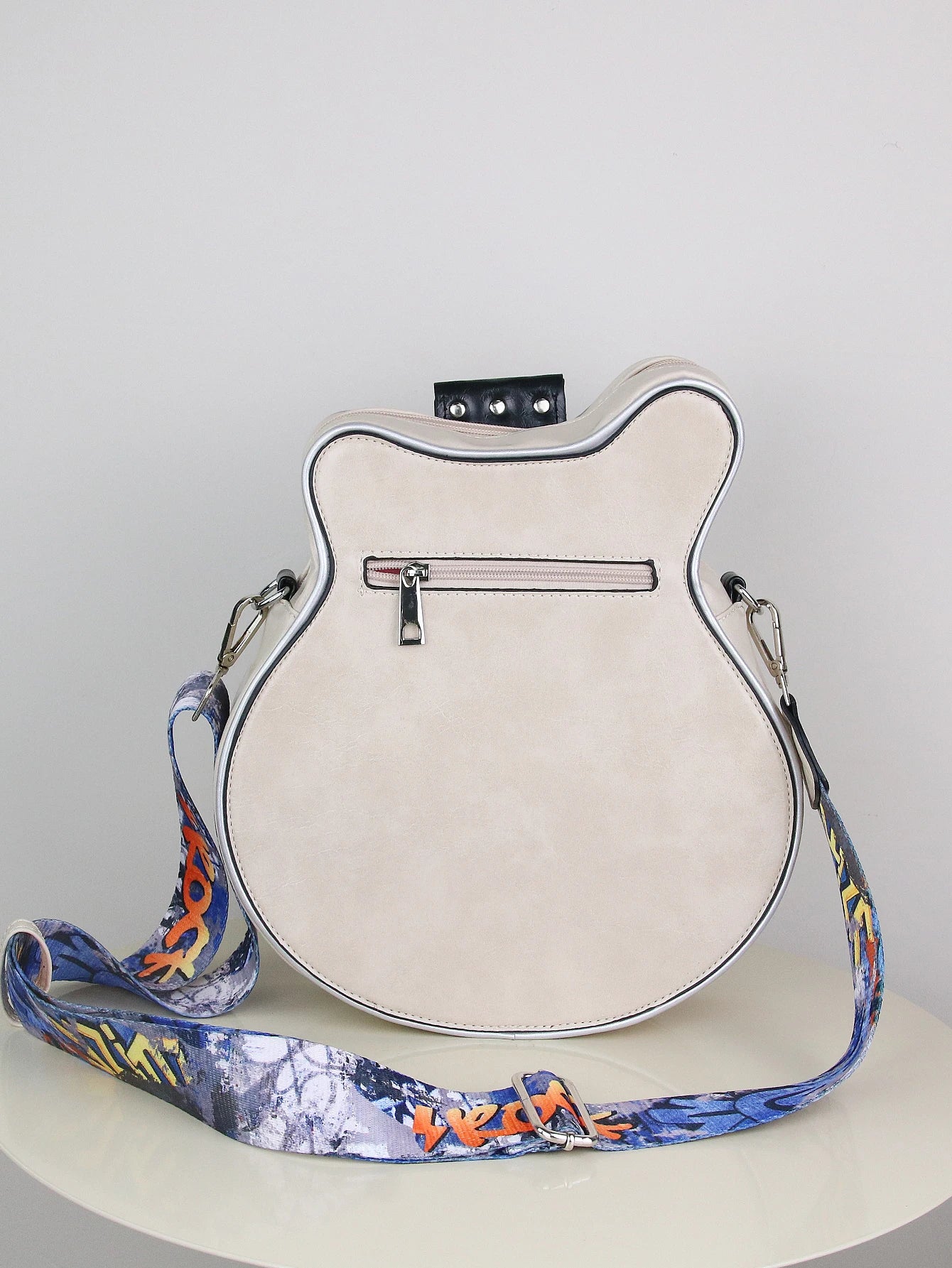 Creative Retro Guitar Shape Bag | Stylish Messenger Shoulder Bag